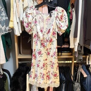 Forever21 Floral Mini Dress Size Small